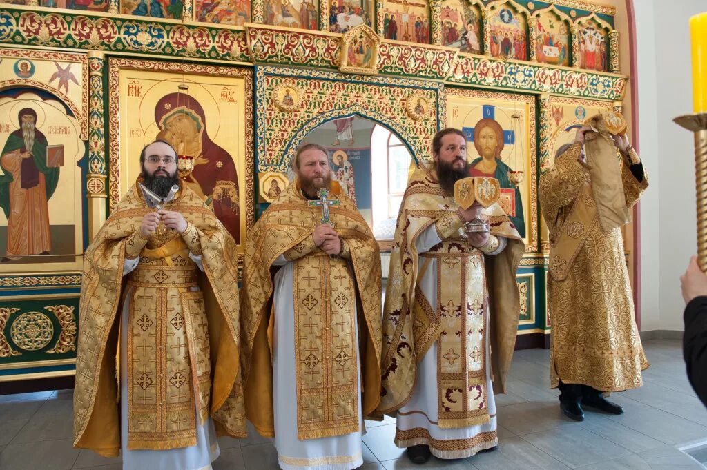 Саратов свято никольский мужской. Свято-Никольский мужской монастырь Саратов. Наместник Свято Никольского монастыря Саратов. Богослужение. 0701221 В Саратове Свято Никольский мужской монастырь. Никольский монастырь Саратов.