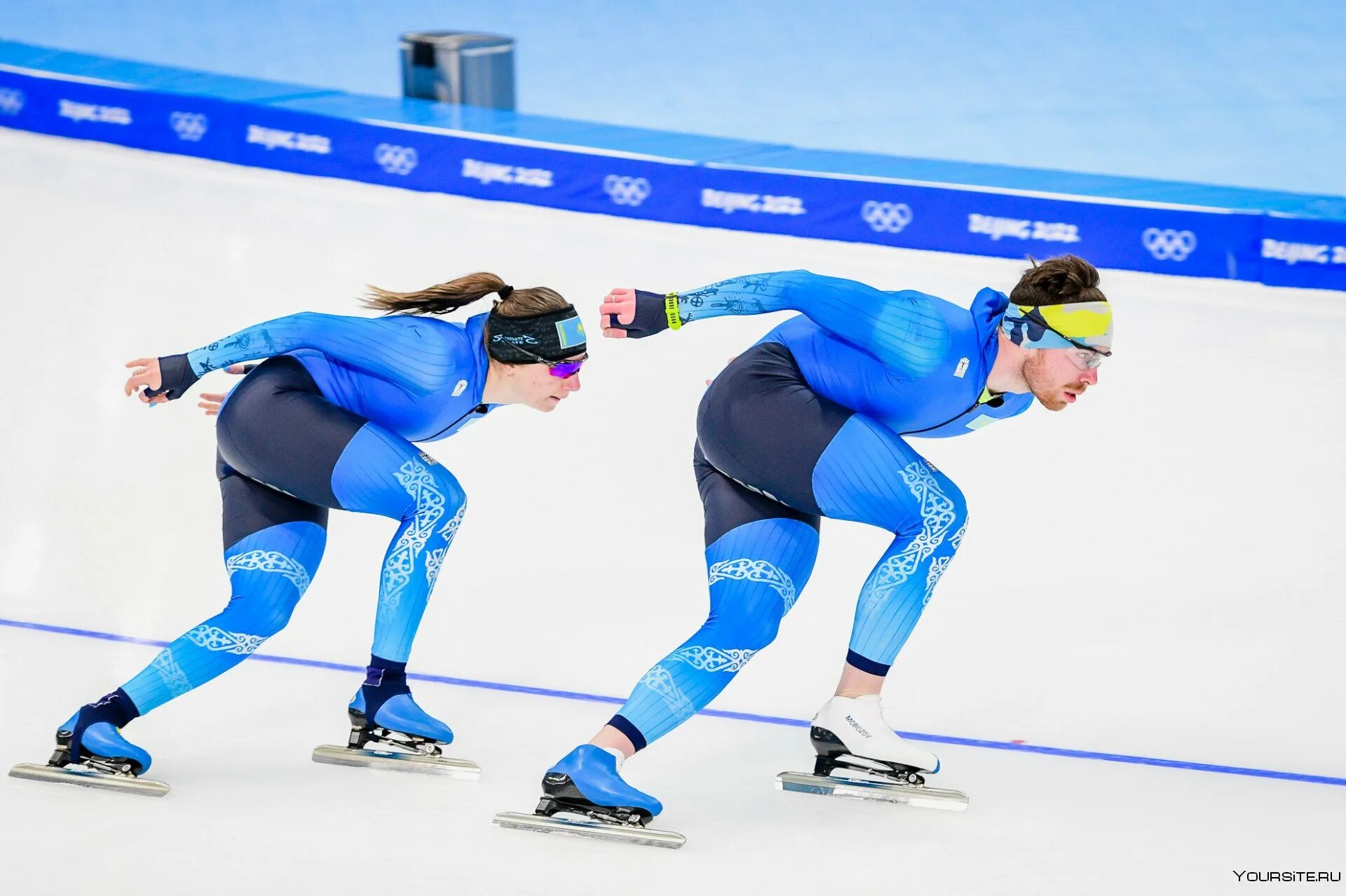 Спорт новости кз. Конькобежный спорт 2022. Beijing 2022 Speed Skating. Конькобежцы на Олимпиаде 2022. Конькобежный спорт Олимпийские игры.