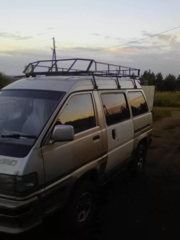 Багажник таун айс. Toyota Lite Ace, 1990 багажник. Экспедиционный багажник Toyota Town Ace. Багажник на крышу Town Ace cr21. Toyota Lite Ace cr30.