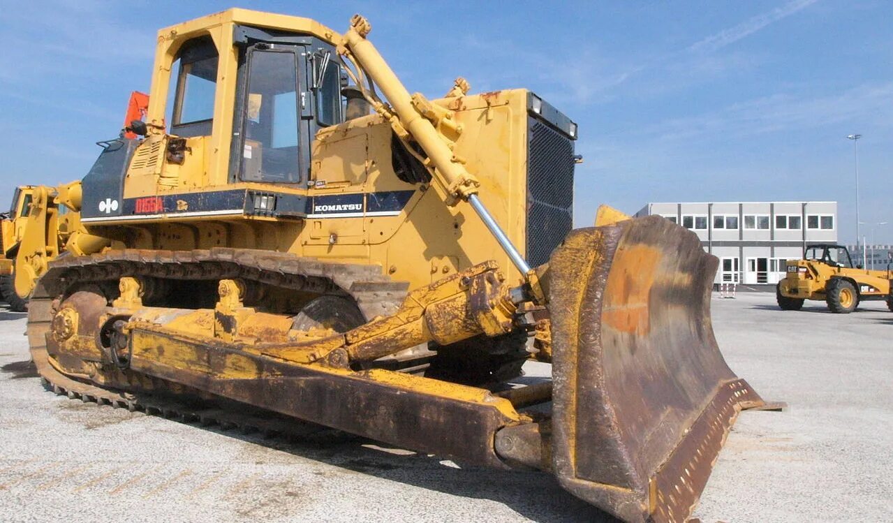 Komatsu 155. Бульдозер Комацу д 155. Бульдозер Komatsu d155a-5. Komatsu d155ax-6.