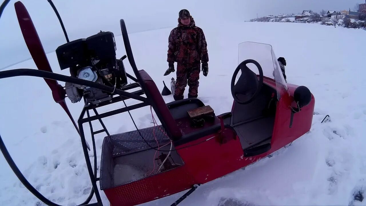 Аэросани с двигателем лифан 15. Аэросани шмель. 5 л. Аэролодка с двигателем лифан 15 л. Лыжи для аэросаней.