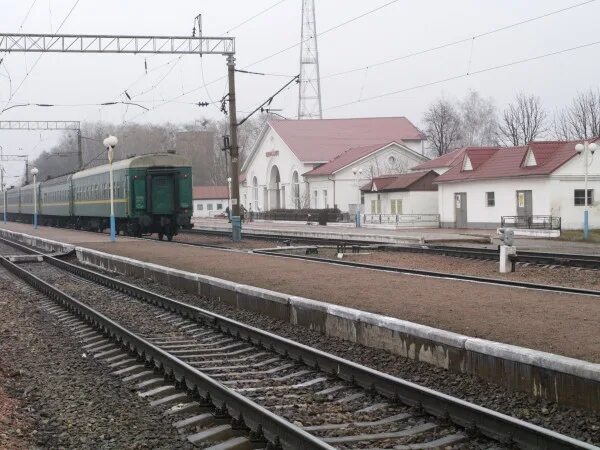 Суземка на границе с областью украины. Станция Зерново. ЖД вокзал Зерново. Зерново Сумская область. Город середина Буда Сумская область Украина.