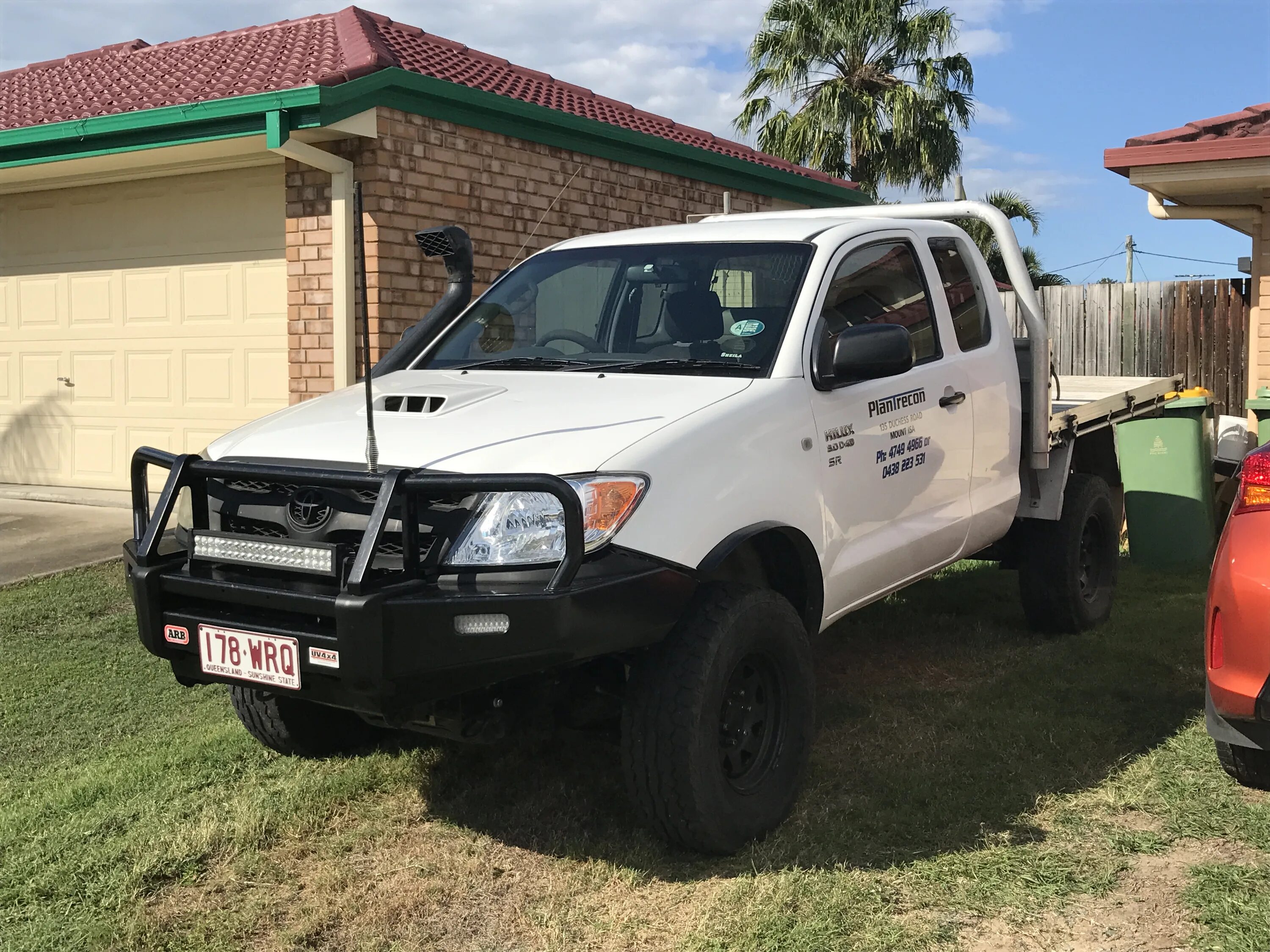 Тойота хайлюкс бу купить в россии. Toyota Hilux 2006. Тойота Hilux 2006. Toyota Hilux 4x4. Hilux 4x4 2005.