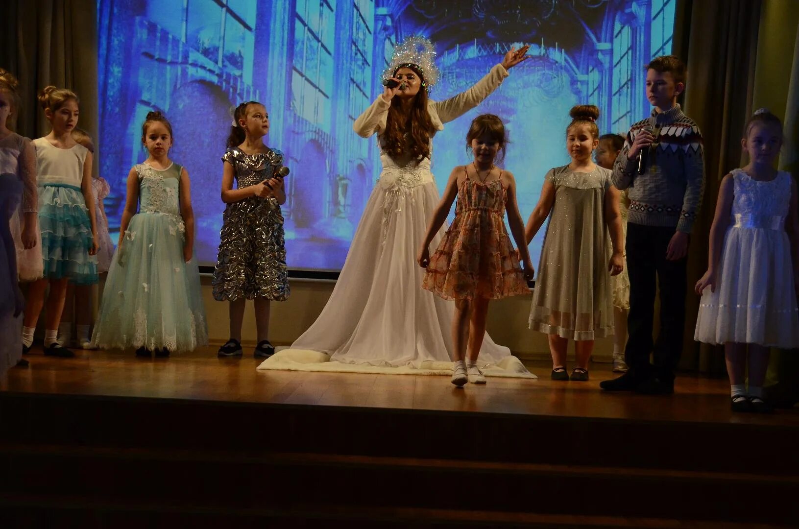 Мюзикл снежная королева 2023. Мюзикл снежная королева. Вива данс сказка снежная королева 2022 года. Мюзикл снежная королева 2023. Мюзикл снежная королева 2022.