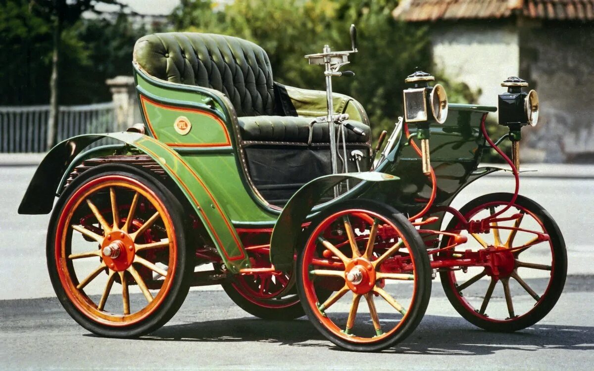 Opel Lutzmann 1899. Автомобиль Opel 1899. Opel 1899 год первый автомобиль. Опель 1862. Opel первый