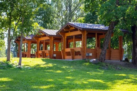Парк отель яркий