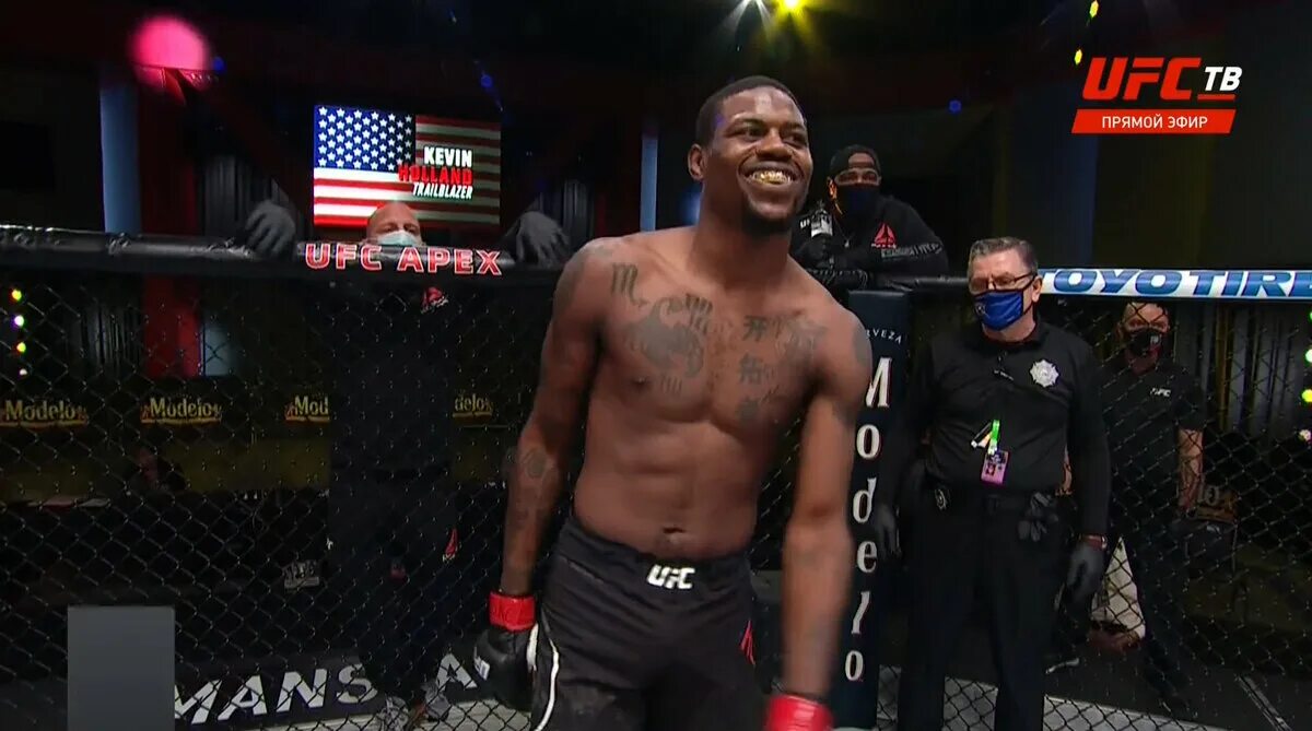 Кевин ufc. Кевин холланд боец. кевин холланд ufc. юфс 288 кевин холланд. кевин холланд тьяго сантос.