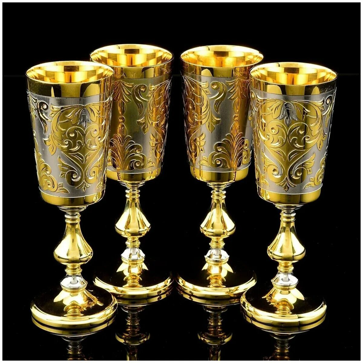 Рюмки русский лес. Графин с двумя стопками на подносе из металла. Мадерные рюмки. Лафитник "купеческий" 25мл. Древнерусская рюмка 4 буквы на к.