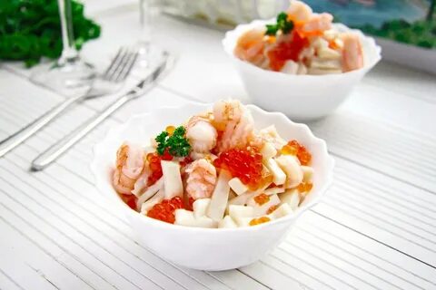 Салат царский кальмары креветки икра крабовые