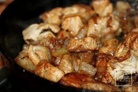 Свиное мясо с луком