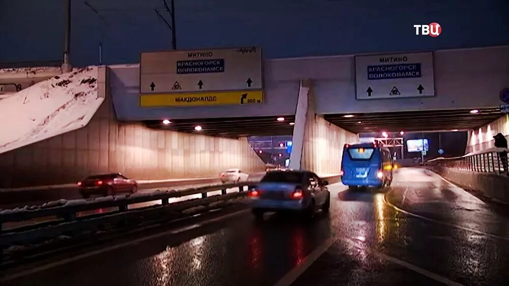 Канал имени Москвы Волоколамское шоссе. Волоколамское шоссе туннель. Тоннель под каналом Москвы на Волоколамском шоссе. Тушинский тоннель.