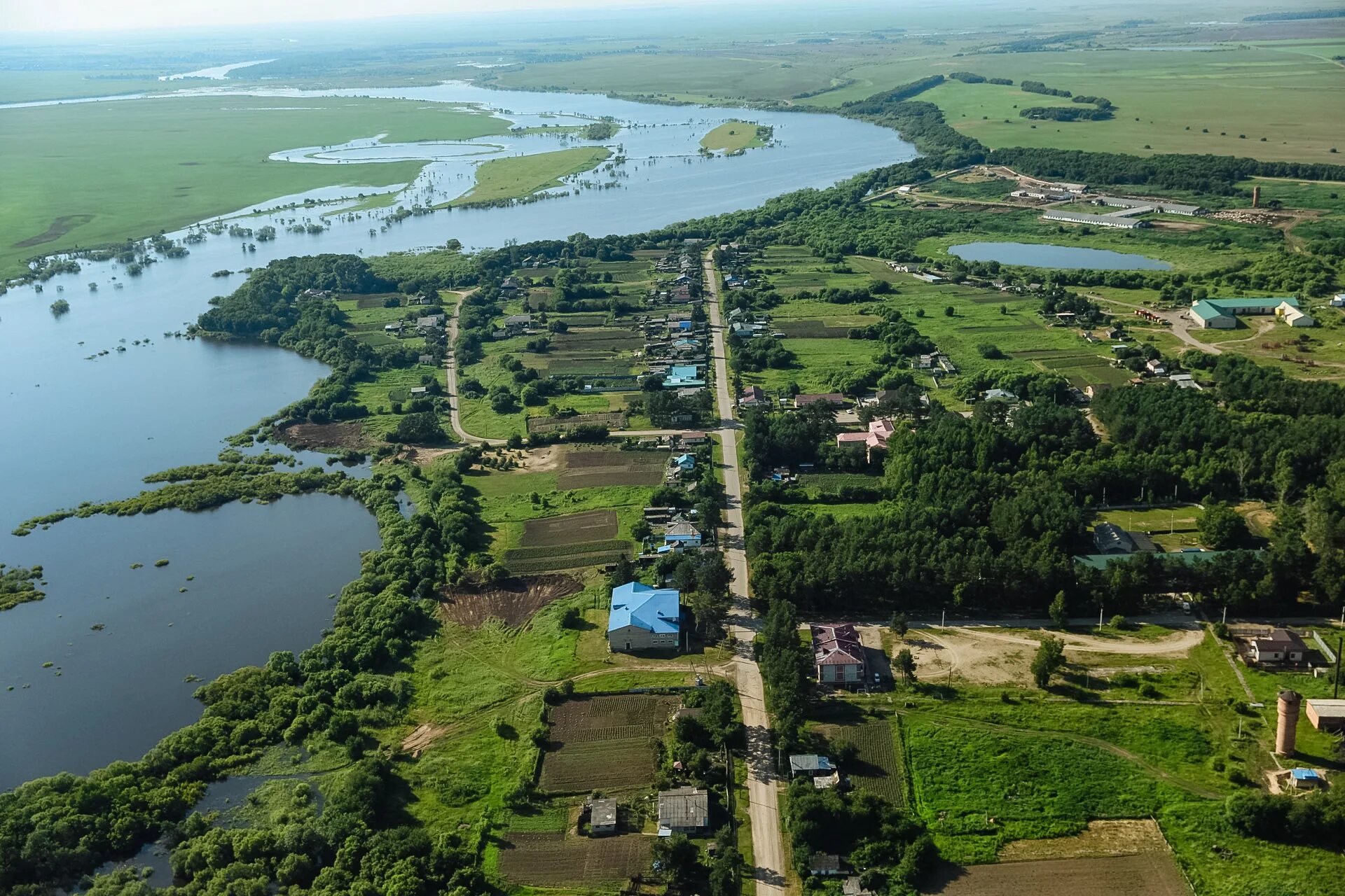 Сколько лет амурской области. Благовещенский район Амурская область. Села Благовещенского района Амурской области. Амурская область город Благовещенка. Село Новотроицкое Амурская область Благовещенский район.