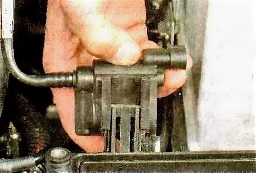 Как снять клапан адсорбера Клапан Адсорбера Lada Приора седан, 1,6 л, 2012 года электроника DRIVE2
