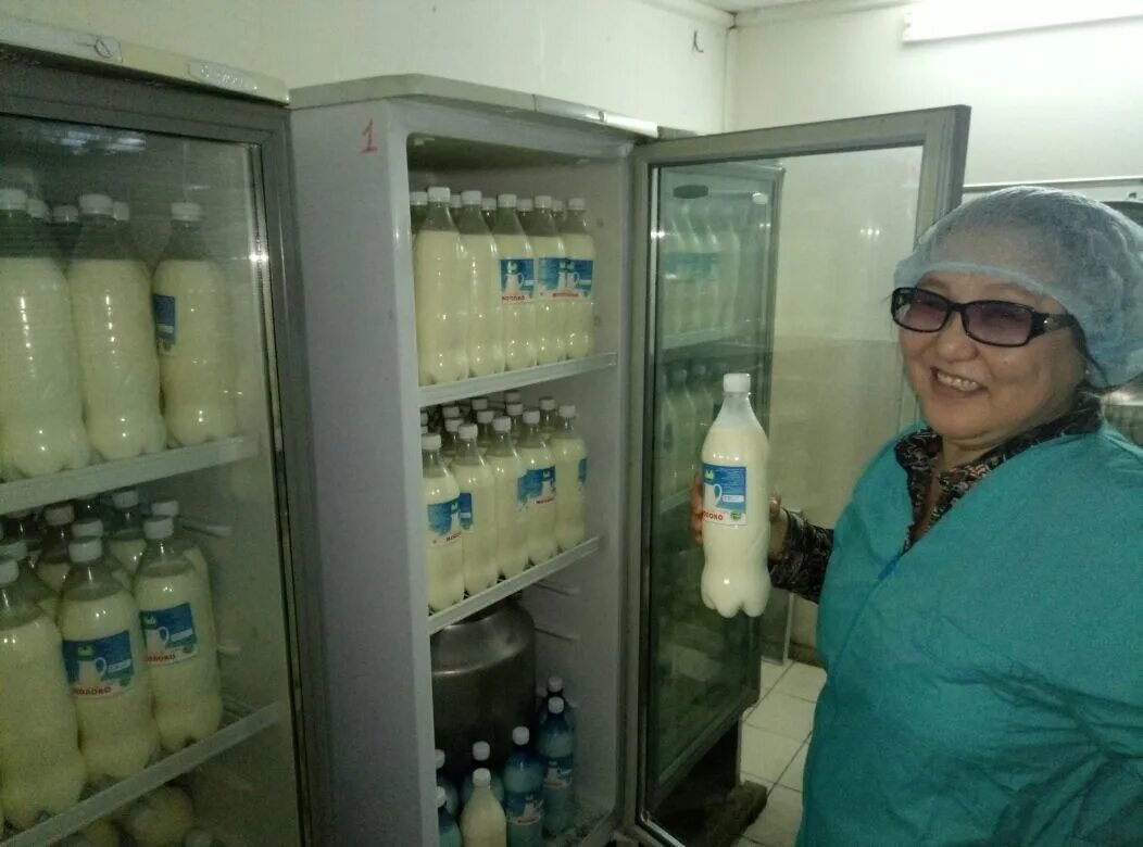 Молока якутия. Молоко Якутск. Якутское молоко. Молоко Якутское фото. Аптека Нюрба.