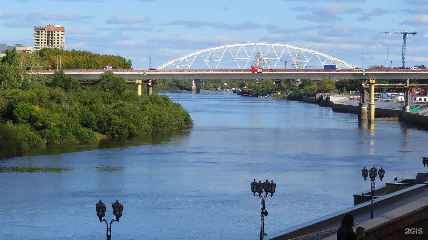 Почему тюмень назвали тюменью. Мост Челюскинцев Тюмень. Мост Челюскинцев Тюмень фото. Преображенский мост Тюмень. Калининский мост Тюмень.