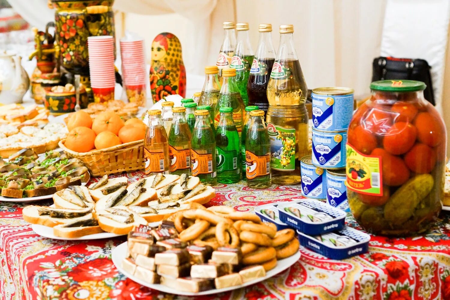 чайхона самарканд узбекская кухня. чайный стол для гостей. сервировка сладкого стола. восточная кухня плов чайхана. угощение синоним.