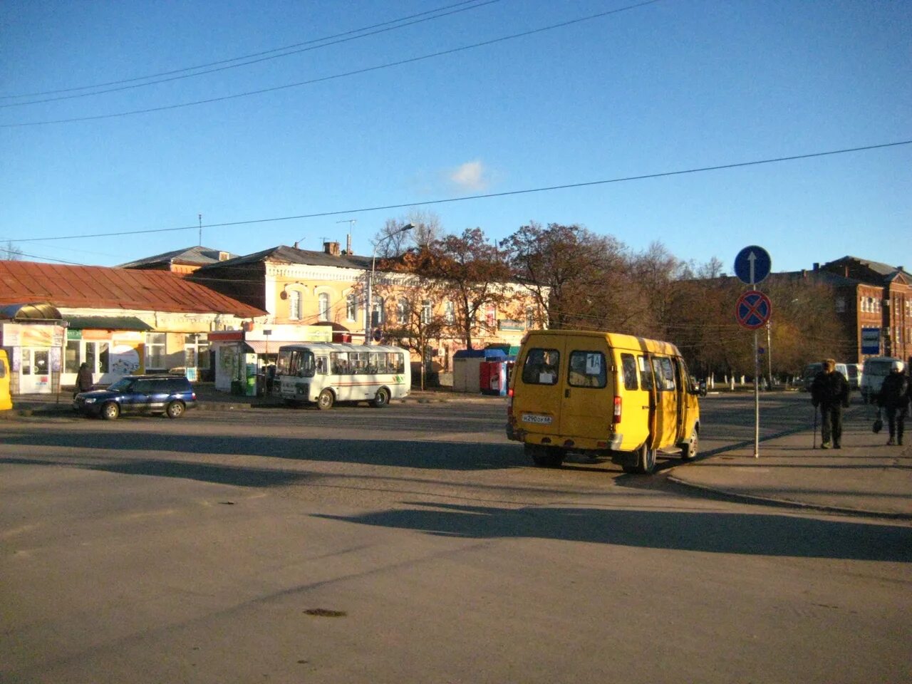 90 автобус мичуринск. Автовокзал Мичуринск. Мичуринск остановка рынок. Мичуринск Октябрьская 80. Автобус Мичуринск.