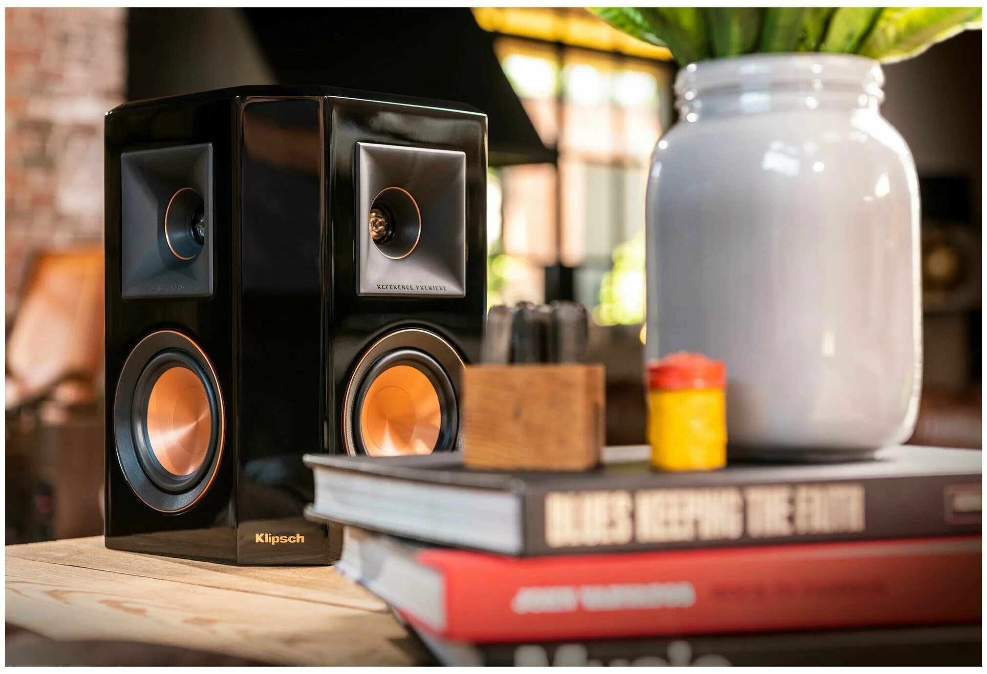 акустическая система totem acoustic kin mini flex. подвесная акустическая система. подвесная акустика. подвесная акустика. акустическая система rcf mq 30p-w.