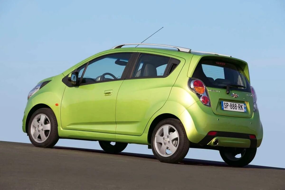 Корейские машины малолитражки. Шевроле Спарк m300. Chevrolet Spark 2010. Шевроле Спарк m250. Chevrolet Spark Matiz.