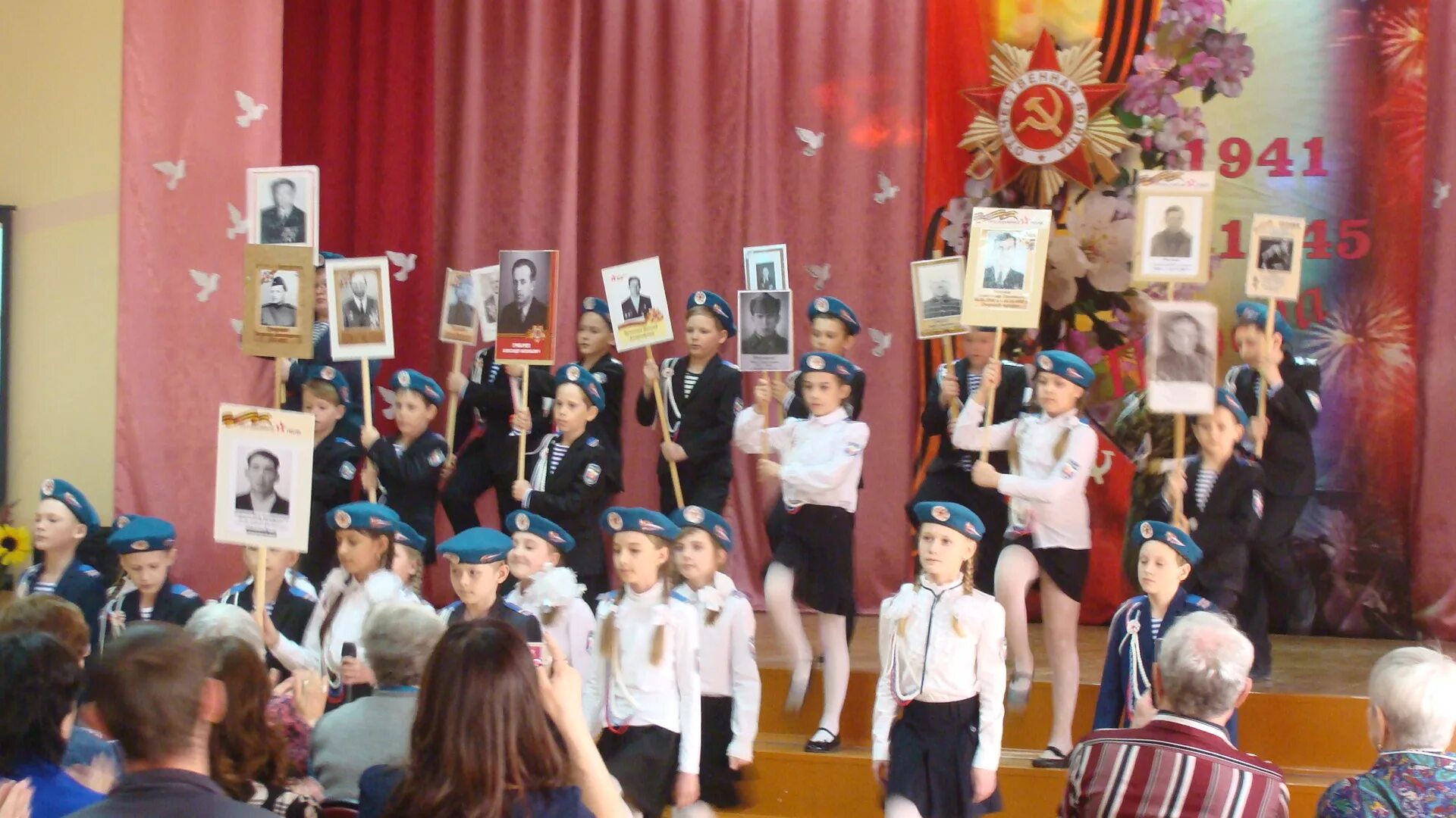 Мероприятия победа в школе. День Победы, концерт в школе. Концерт к 9 мая в школе. Оформления + школьный + концерт + день Победы. Школа победа.