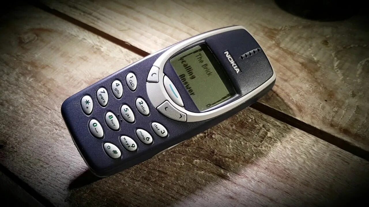 Nokia 3310 2001. Нокиа кирпич 3310. Nokia 3310 Classic. Старый нокиа кнопочный 3310. Телефон кирпич после обновления