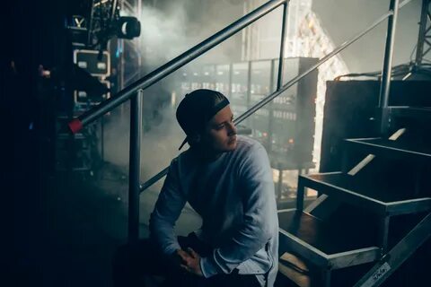 Kygo`s tour photographer, Johannes Lovund was recently voted the world...