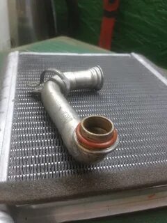 Трубка радиатора отопителя