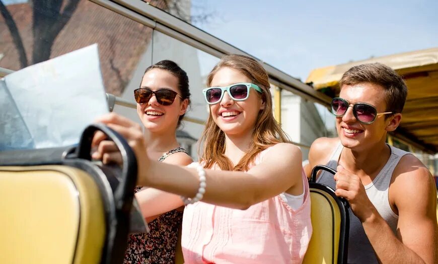 Dream friends travel. Молодежь туристы. Dream friends travel. Путешествие с друзьями в горы. Dream friends travel.