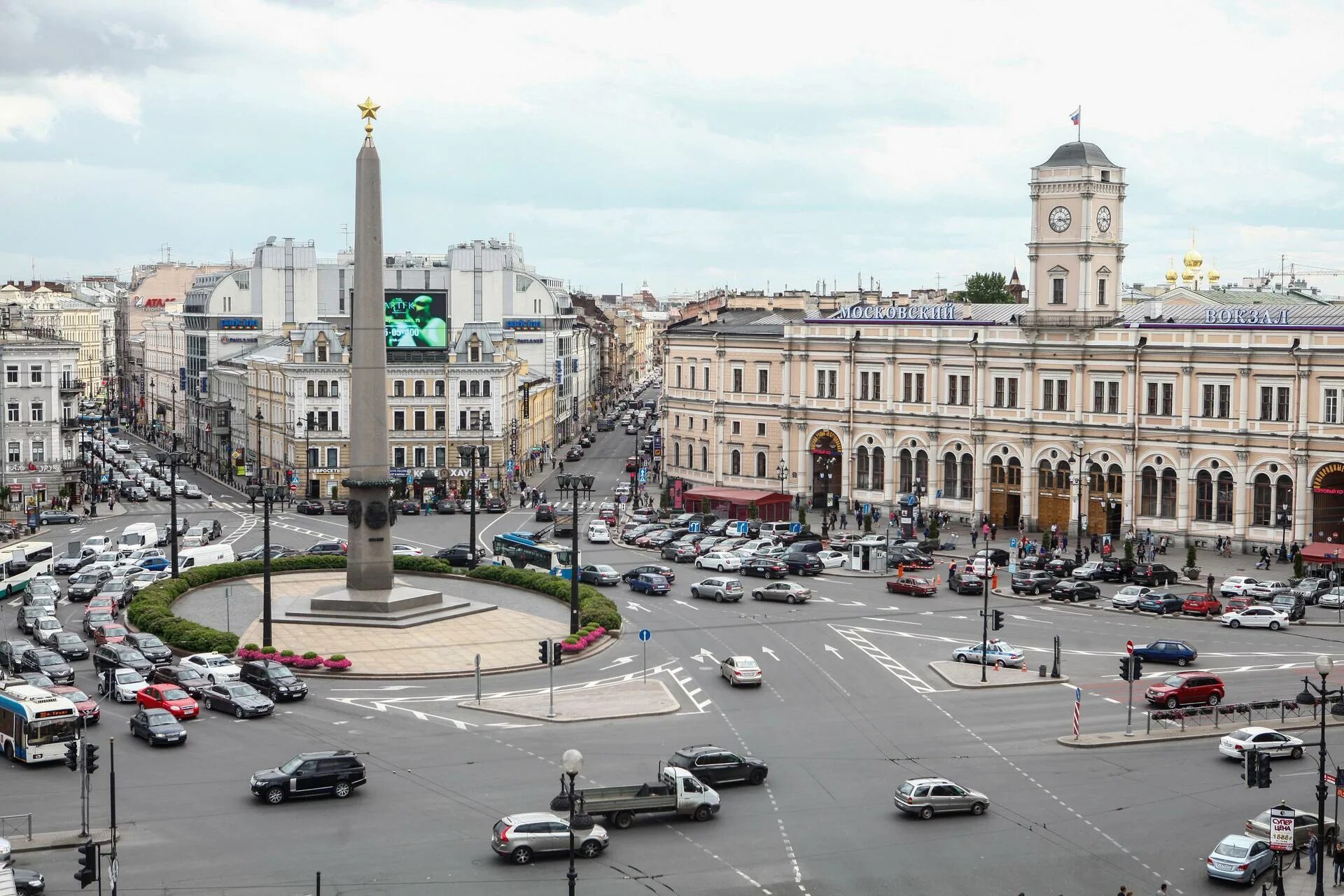 питер лиговский проспект площадь восстания. лиговский площадь восстания. метро восстания лиговский проспект  10  гостиница октябрьская. санкт петербург невский проспект лиговский. невский проспект санкт-петербург площадь восстания.