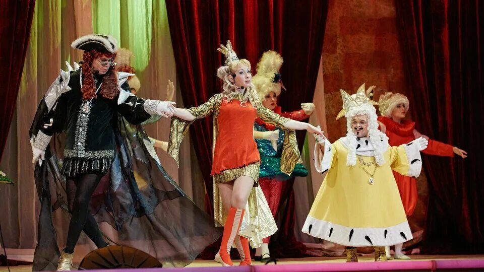 геннадий гладков петербургская оперетта. обложка к сказке бременские музыканты. бременские музыканты афиша. геннадий гладков мюзиклы. бременские музыканты афиша тольятти.