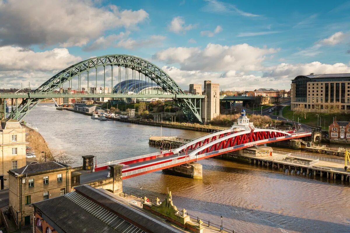 Ньюкасл апон тайн. Ньюкасл апон тайн город. Ньюкасл-апон-тайн Newcastle upon Tyne. Newcastle-upon-Tyne, England. Ньюкасл город Англия.