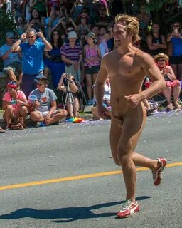 #streaker. 