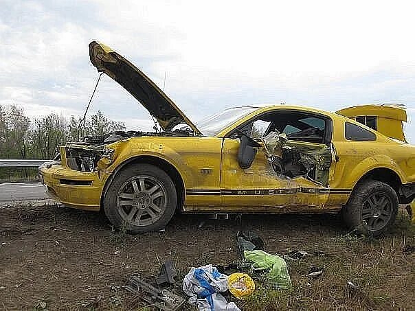 Аварии мустанг. Разбитый мустанг. Аварии мустанг. Разбитый форд мустанг. Разбитый форд мустанг.