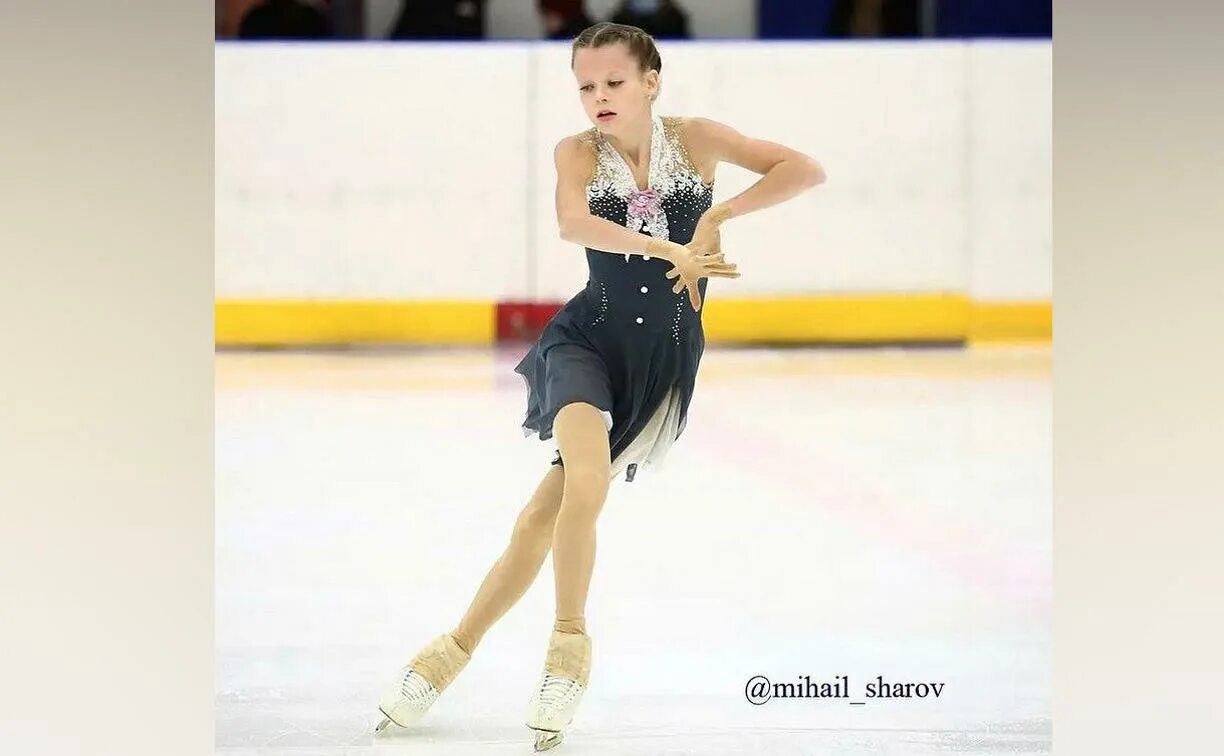 Камила валиева тренер. Соревнования чайковской фигурному катанию 2024. Соревнования чайковской фигурному катанию 2024. Kamila valieva figure skater. Камила валерьевна валиева 2024.