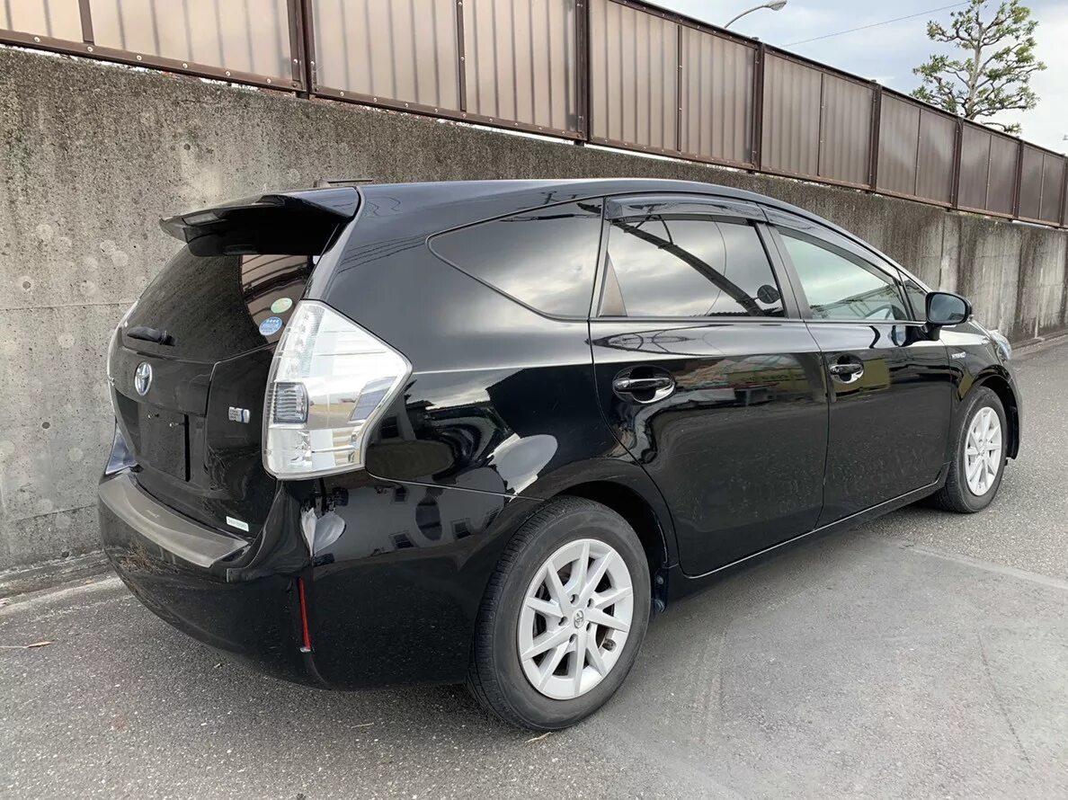 Prius Alpha. Приус 23. Тойота Приус 23 черный. Prius Сороковка. Купить приус в хабаровске