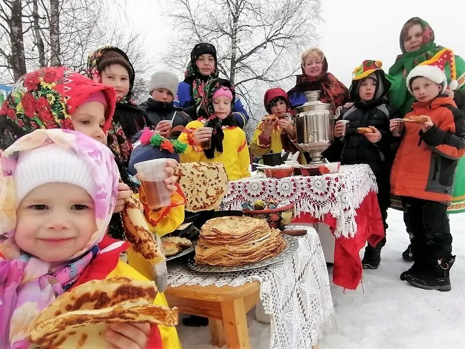 Масленица в вятском 2024. Проводы Масленицы. Масленица для детей дошкольного возраста. Масленица фотосессия. Детям о Масленице.