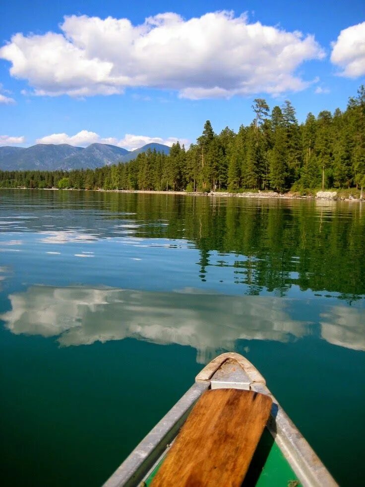 Плавучий остров стандарт-айленд. Вставь артикль где необходимо - lake superior is the largest of -great lakes. Эрэнхай байкал гора. It is the largest freshwater. The largest lake.