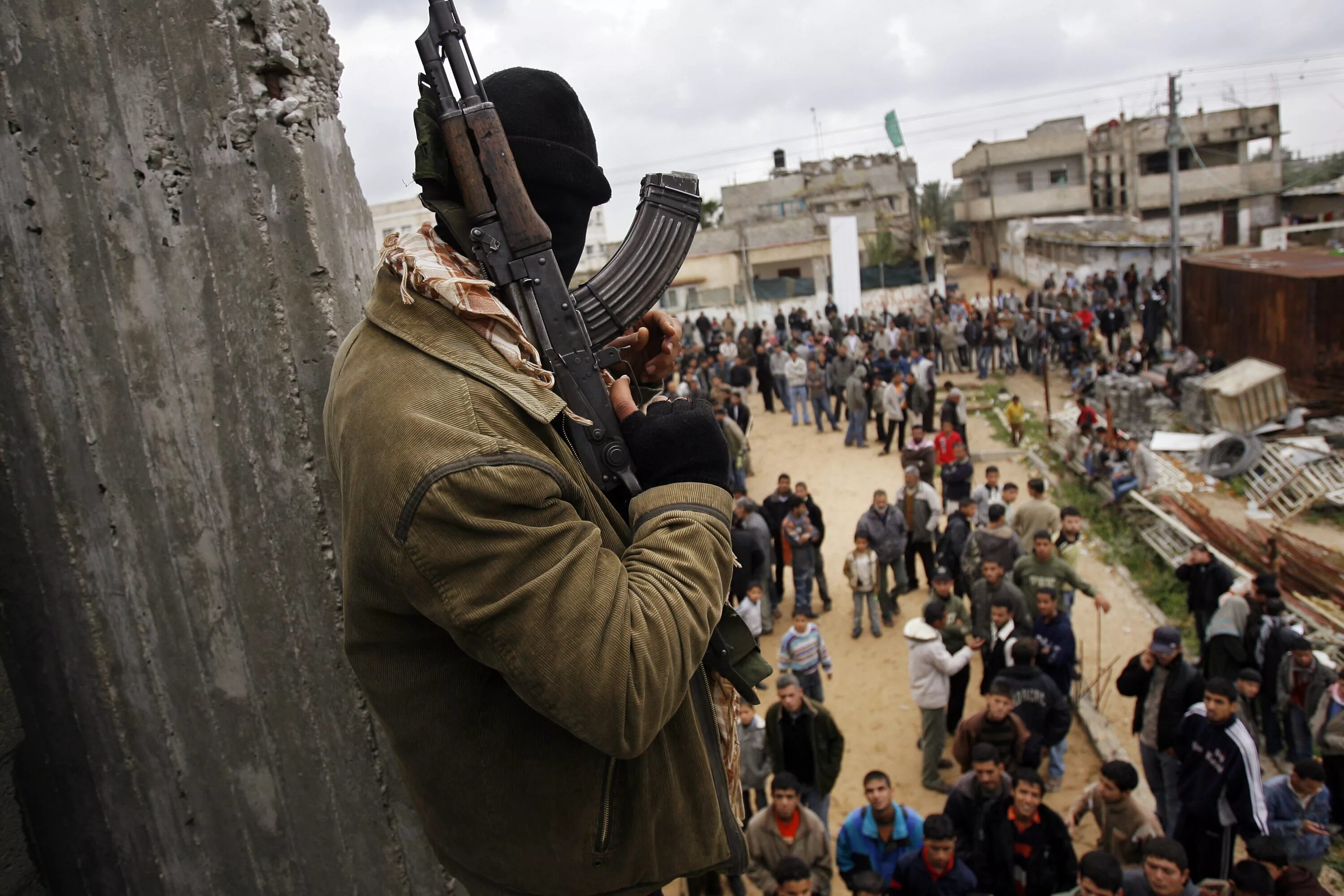 терроризм презентация. террористы насилие. мигранты и беженцы. террористы насилие. беженцы в европе.