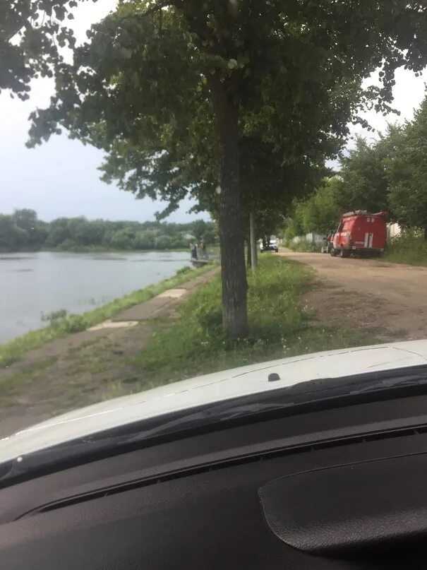 Новости александрова подслушано александров. Молодые люди утонули в Александрове. Утонул 20 летний парень и девушка 27.05.2023 в Александрове.