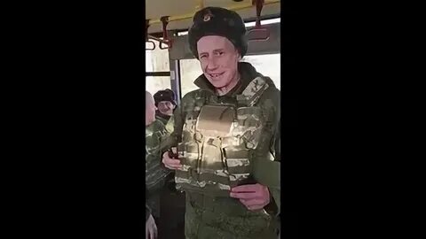 Сержант мне выдал бронник