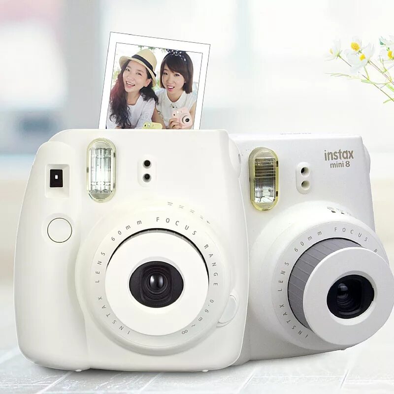 Полароид фотоаппарат instax. Как называется камера где. Фотоаппарат для инстаграмма. Картонный фотоаппарат который фоткает. Полароид инстакс.