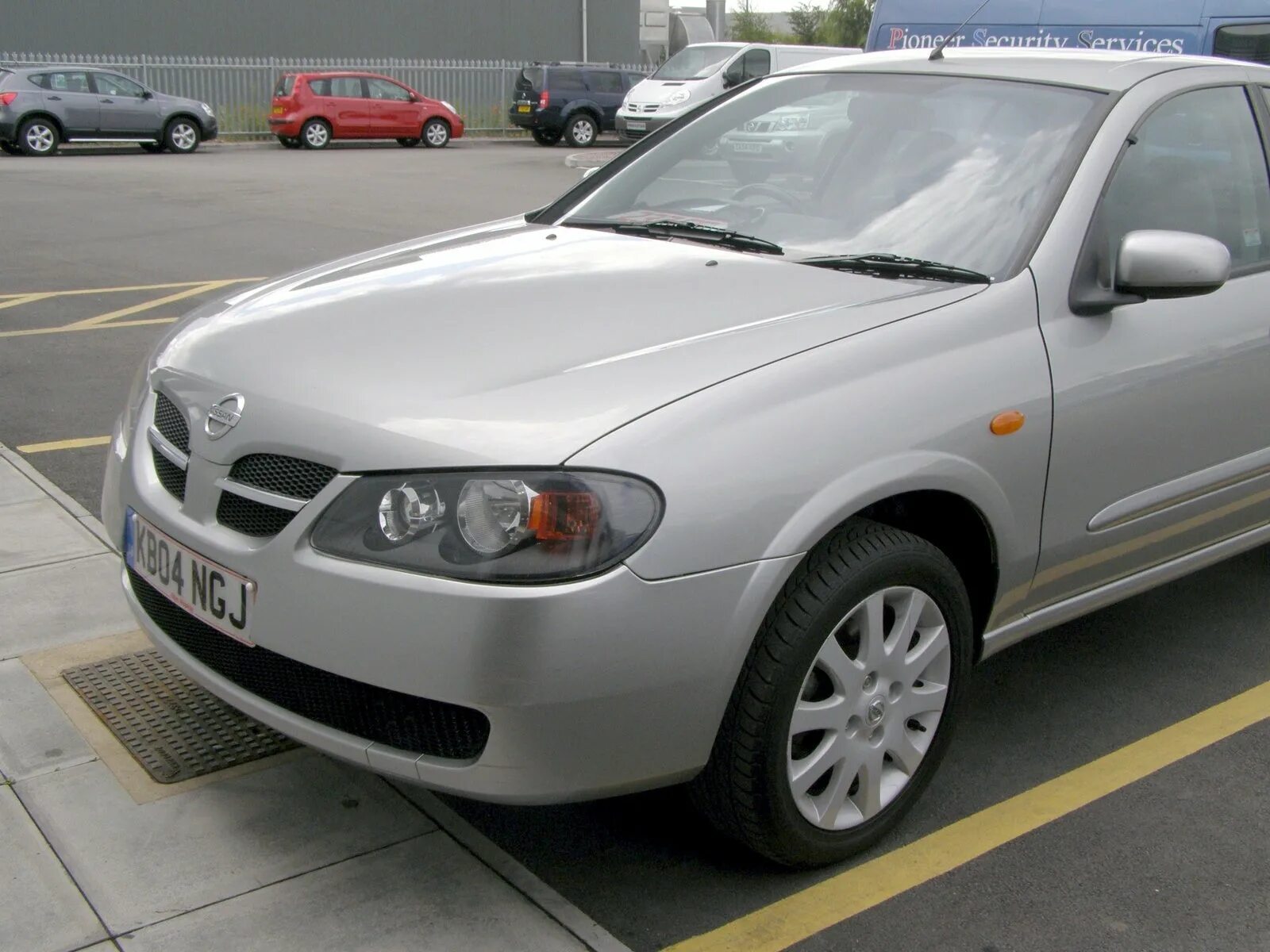 Ниссан санни 2004. Nissan Almera 2004. Nissan Almera Classic 2004. Ниссан Альмера 2004 года. Альмера н16 2004.