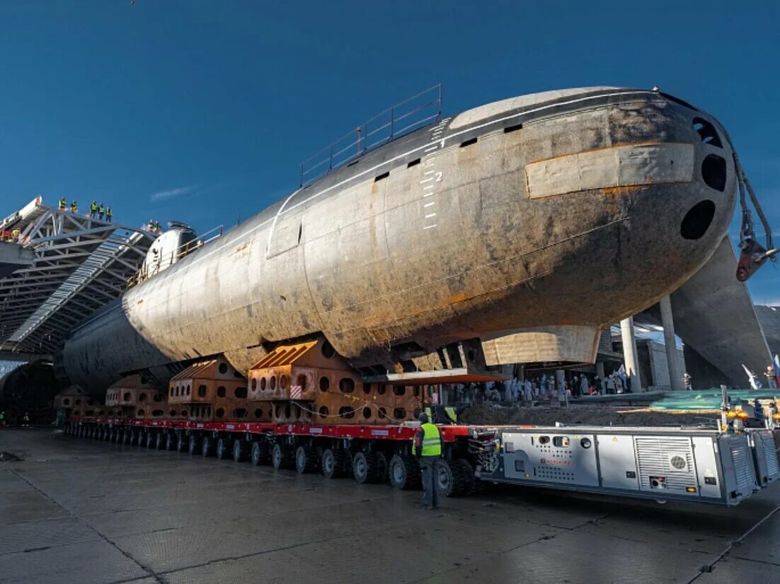 Музей военно морской славы отзывы. Атомная подводная лодка Ленинский комсомол. Атомная подлодка Кронштадт. Атомную подводную лодку к-3 "Ленинский комсомол". АПЛ Ленинский комсомол в Кронштадте.