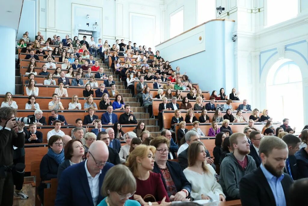 Московский государственный юридический университет выпускники МГЮА. МГЮА 330 аудитория. МГЮА Оренбург лекционный. Аудитория 28 аудитория МГЮА. Сайт института кутафина