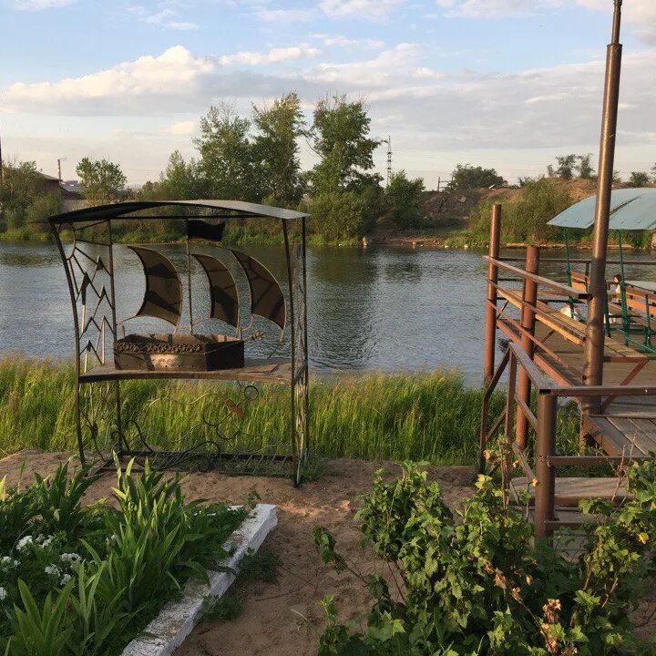 Гостевой дом пристань улан-удэ. Пристань улан удэ зона. Пристань улан удэ зона. Зона отдыха хлебниково аренда беседки. Пристань улан удэ зона.