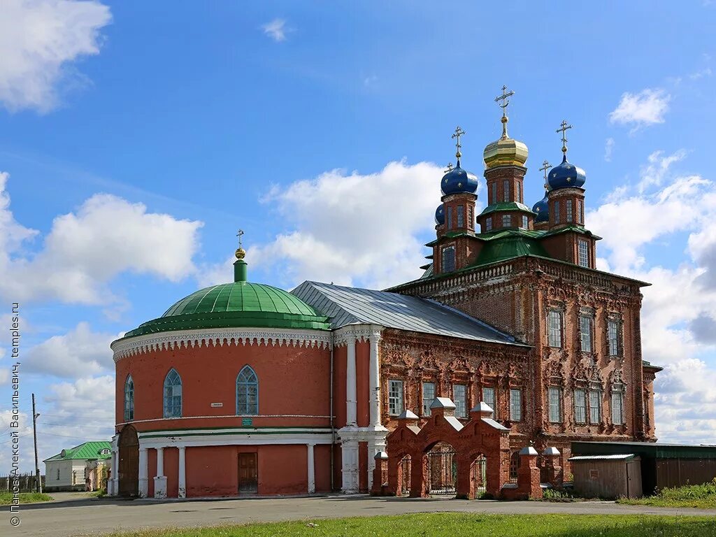 храмы усолья пермский край. спасо-преображенский собор города усолье. соборный храм спасо-преображенского монастыря. храмы усолья. спасо-преображенский собор усолье.