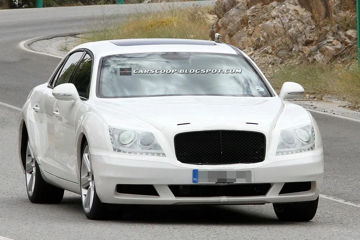 Bentley Continental Flying Spur 2023. Бентли Континенталь похожие авто. Машина похожая на бэткли.