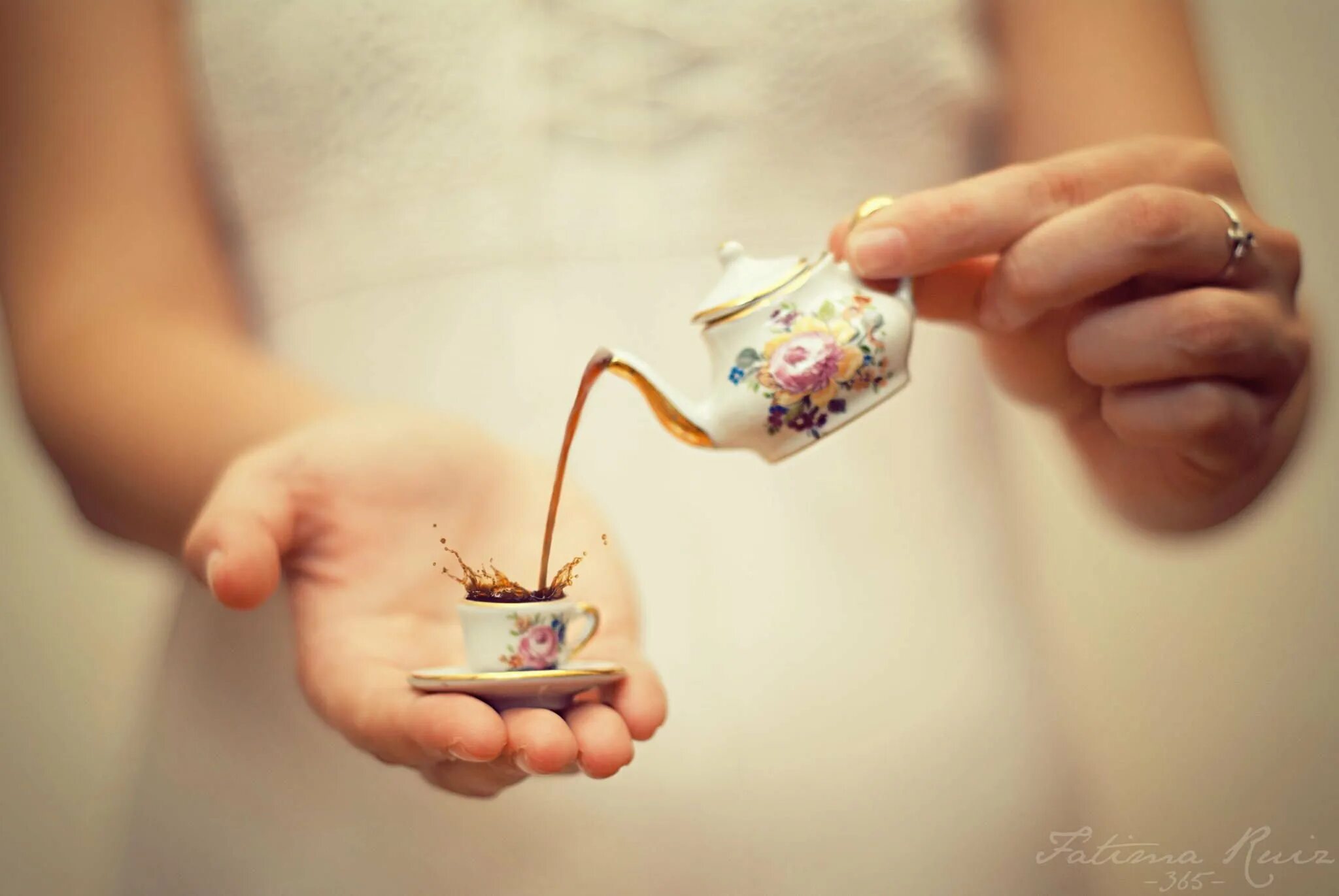 Уютного вечера. Приятно удивительных. Постановочная фотосессия на природе. Приятно удивительных. Доброго уютного вечера.