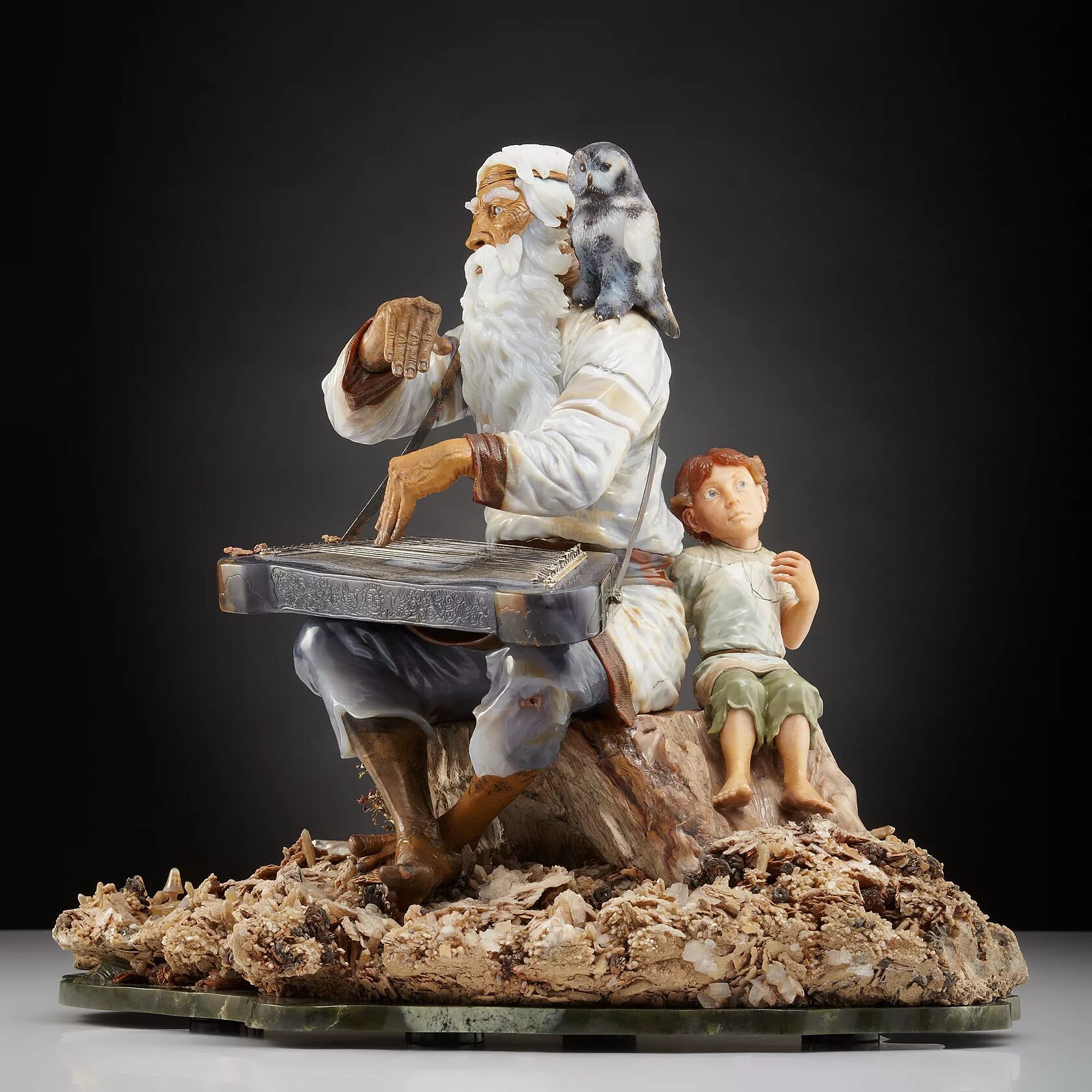 Мастер уральской каменной резьбы. Уральские мастера по камню. Камнерезный дом алексея антонова екатеринбург. Уральский ювелир устьянцев. Камнерезные изделия.