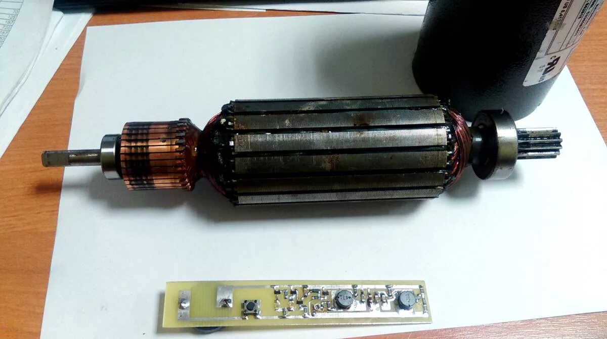 прибор для проверки якорей стартеров, электродвигателей пунс-5. тестер межвиткового замыкания схема. индикатор короткозамкнутых витков ротора. прибор для проверки межвиткового замыкания якоря. межвитковое замыкание катушки.